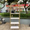 Tủ Trưng Bày Mỹ Phẩm Trắng Vàng Hiện Đại