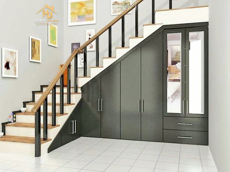 dong-gam-tu-cau-thang-6 Báo Giá Thi Công Nội Thất Phòng Khách Đẹp Tại TPHCM