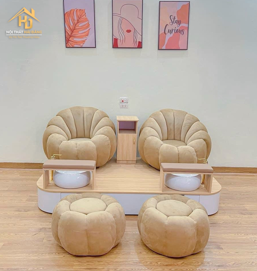 thi-cong-lap-dat-tiem-nail-1 Đơn Tháng 6 - Thi Công Nội Thất Tiệm Nail - Spa Cho Khách