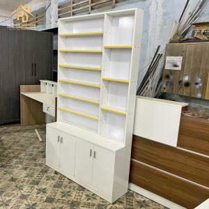 Kệ Trưng Bày Gỗ Viền Vàng Độc Đáo Giá Xưởng 3 tu trung bay my pham 1