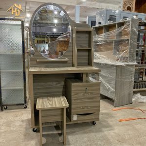 ban phan khong led