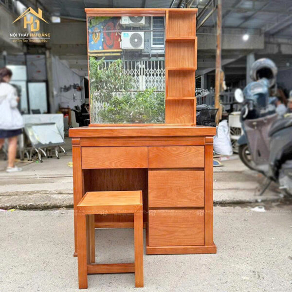 ban trang diem 11