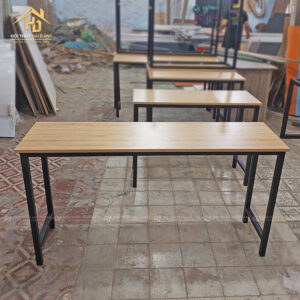 Bàn Làm Việc Gỗ Chân Kim Loại Chắc Chắn