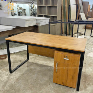 ban lam viec hai dang 1