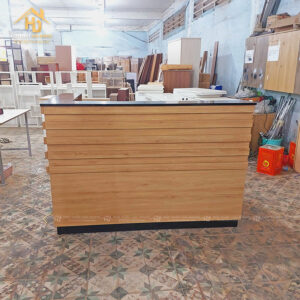 Thi Công Nội Thất Bình Dương Trọn Gói Theo Nhu Cầu quay-le-tan-5-1-300x300 Thi Công Nội Thất Bình Dương Trọn Gói Theo Nhu Cầu