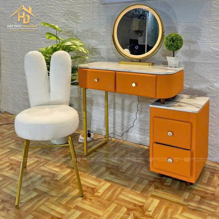 bàn trang điểm đèn led