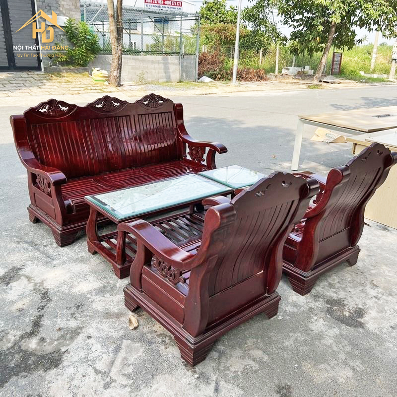 salon gỗ trắc bền bỉ