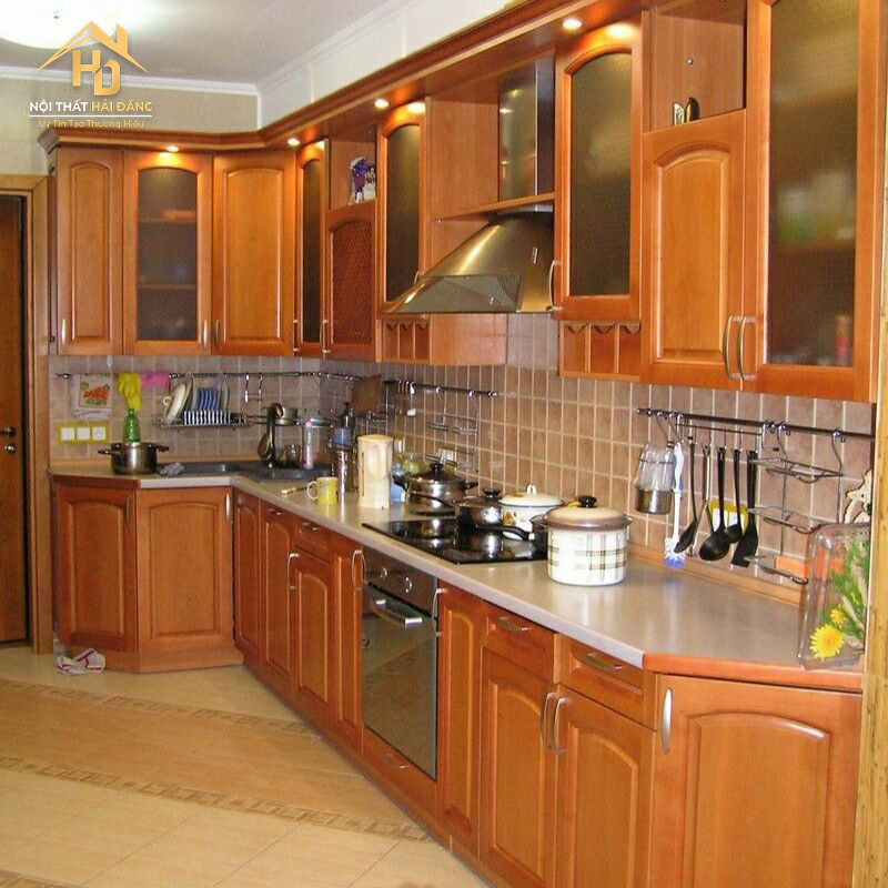 tu bếp gỗ tự nhiên