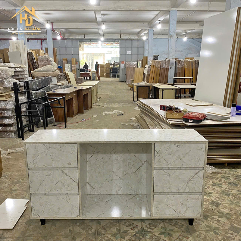 quay-le-tan-gia-da-2 Tủ Trưng Bày Gỗ Giả Đá Sang Trọng Hiện Đại