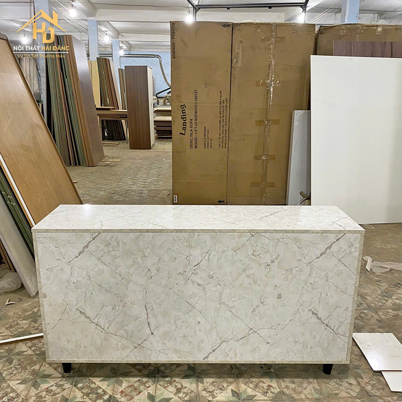 quay-le-tan-gia-da-3 Tủ Trưng Bày Gỗ Giả Đá Sang Trọng Hiện Đại