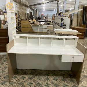 Quầy Lễ Tân Chữ U Gỗ MDF Phối Màu Đẹp Mắt 2 z7058586403425 af86ee426de726040dca0143f415a1ee