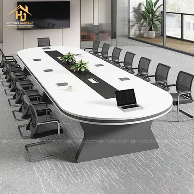 Top 10 Bàn Họp Gỗ Công Nghiệp Giá Rẻ, Chất Lượng Nên Mua ban-hop-hinh-oval Top 10 Bàn Họp Gỗ Công Nghiệp Giá Rẻ, Chất Lượng Nên Mua