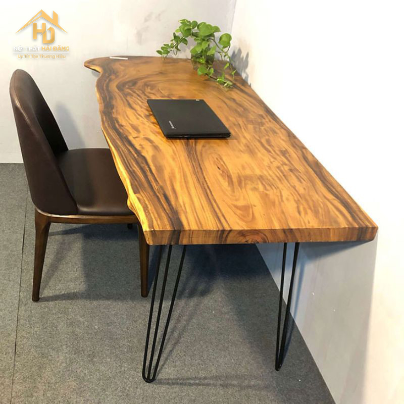 Top 10 Bàn Làm Việc Gỗ Tự Nhiên Đẹp, Hiện Đại Cho Văn Phòng ban-lam-viec-go-nguyen-khoi Top 10 Bàn Làm Việc Gỗ Tự Nhiên Đẹp, Hiện Đại Cho Văn Phòng