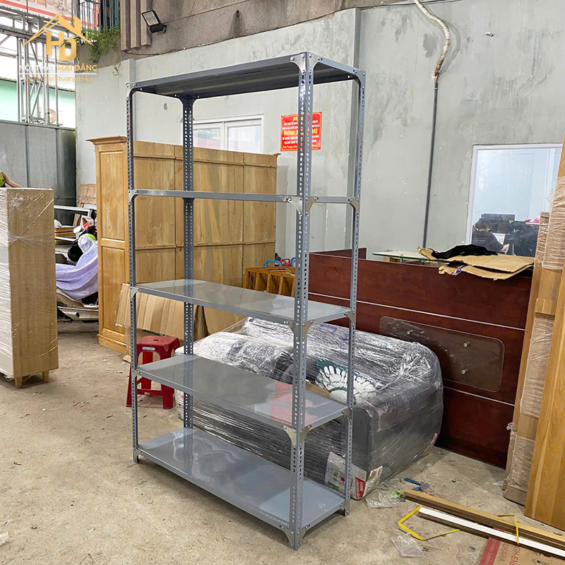 Kệ Sắt V Lỗ Lắp Ráp Dễ Dàng Cho Cửa Hàng ke-trug-bay-sat-2 Kệ Sắt V Lỗ Lắp Ráp Dễ Dàng Cho Cửa Hàng