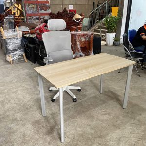 Bàn Làm Việc Gỗ Công Nghiệp Chân Sắt Hiện Đại 3 ban lam viec 32