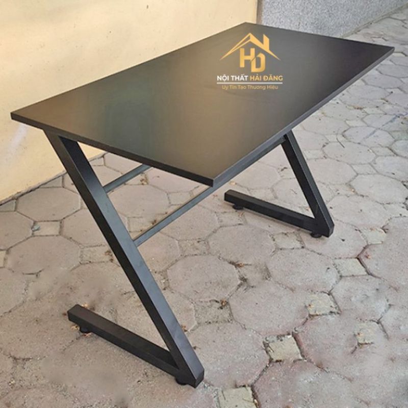 TOP 10 Mẫu Bàn Để Máy Tính Đáng Mua Nhất Cho Dân Văn Phòng ban-may-tinh-chan-chu-z TOP 10 Mẫu Bàn Để Máy Tính Đáng Mua Nhất Cho Dân Văn Phòng