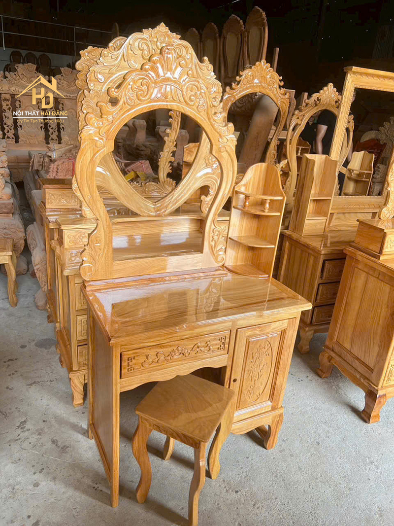 Bàn Trang Điểm Gỗ Tự Nhiên Cổ Điển Chạm Trổ Đẹp Mắt ban-trang-diem-14 Bàn Trang Điểm Gỗ Tự Nhiên Cổ Điển Chạm Trổ Đẹp Mắt