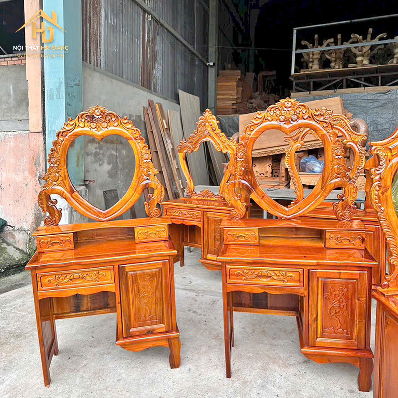 Bàn Phấn Gỗ Gương Trái Tim Dáng Cổ Điển ban-trang-diem-22 Bàn Phấn Gỗ Gương Trái Tim Dáng Cổ Điển