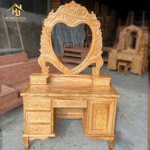 Bàn Trang Điểm Gỗ Tự Nhiên Cổ Điển Trái Tim 2 bàn trang điểm trái tim