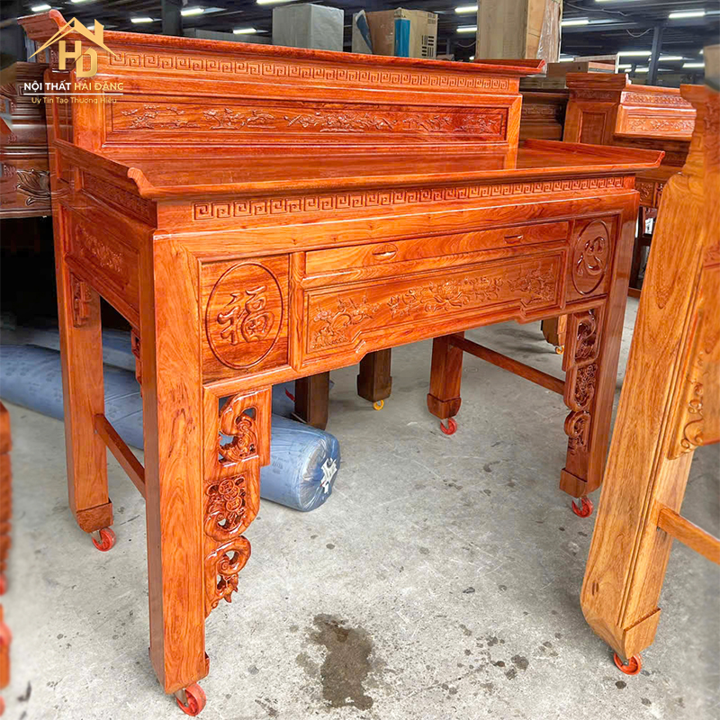 tu-tho-go-do-1 Bàn Cúng Gõ Đỏ Chạm Khắc Hoa Văn Tinh Xảo