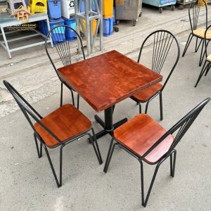 Bộ Bàn Ghế Cafe Gỗ Lưng Tăm Quạt 3 bo cafe 4 ghe 4