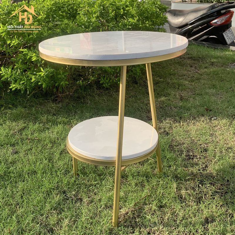 dac-diem-ban-sofa-2-tang Top 10 Mẫu Bàn Sofa 2 Tầng Sang Trọng Cho Phòng Khách