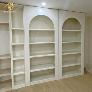 ke trung bay trang 3