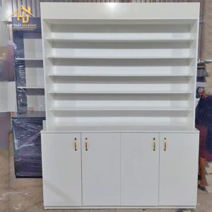 ke trung bay trang 8