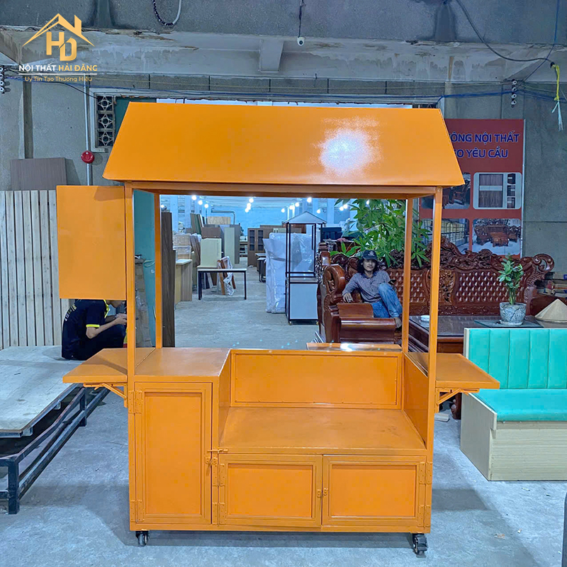Quầy Bán Hàng Di Động Gỗ Màu Cam quay-take-away-cam-3 Quầy Bán Hàng Di Động Gỗ Màu Cam
