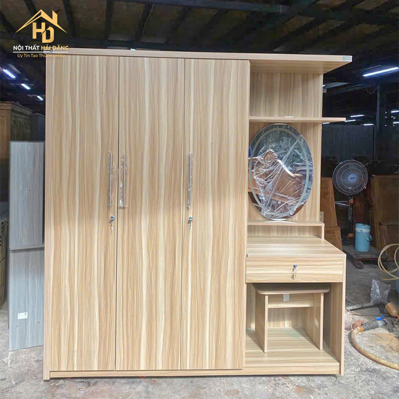 Tủ Quần Áo Gỗ Tích Hợp Bàn Trang Điểm Hiện Đại tu-qua-ao-kem-ke-1 Tủ Quần Áo Gỗ Tích Hợp Bàn Trang Điểm Hiện Đại