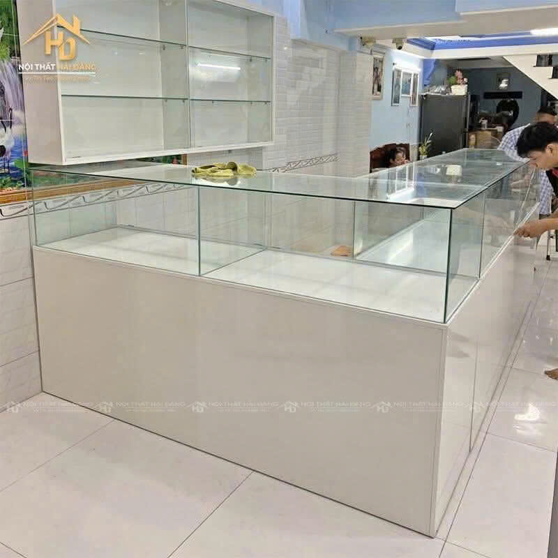 Tủ Trưng Bày Điện Thoại Gỗ Mặt Kính Hiện Đại tu-trung-bay-dien-thoai-4 Tủ Trưng Bày Điện Thoại Gỗ Mặt Kính Hiện Đại