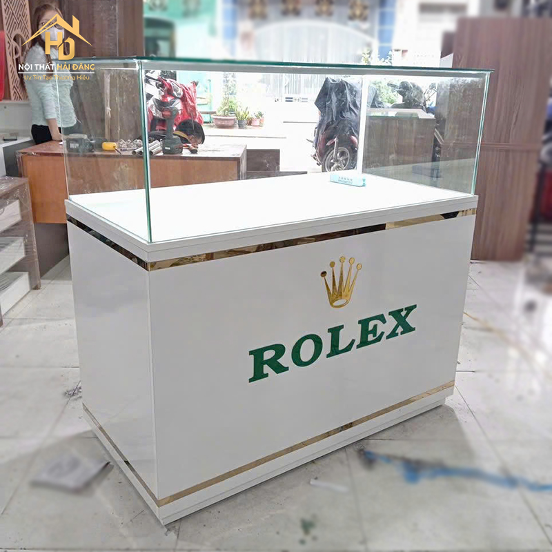 Tủ Trưng Bày Gỗ Mặt Kính Trắng Hiện Đại tu-trung-bay-go-2 Tủ Trưng Bày Gỗ Mặt Kính Trắng Hiện Đại