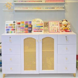 Tủ trưng bày nail trắng cánh mây