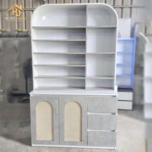 tủ trưng bày nail gỗ phối cánh mây