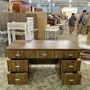 bàn làm việc gỗ nhiều hộc kéo