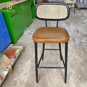 Ghế Bar Cafe Khung Sắt Lưng Mây