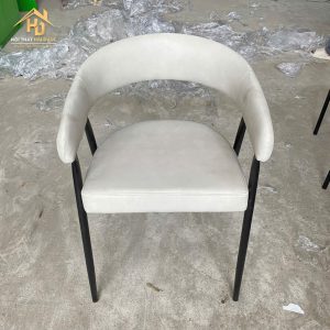 ghế cafe bọc nệm trắng dáng cong
