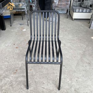 Ghế cafe sắt nan dọc