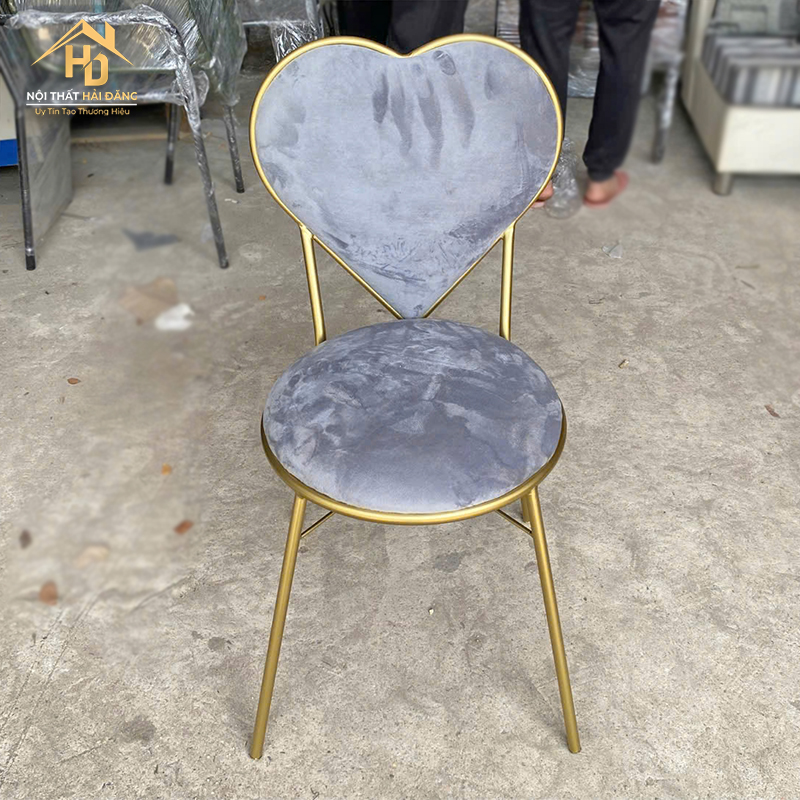 Ghế Cafe Decor Trái Tim Bọc Nhung ghe-trang-diem Ghế Cafe Decor Trái Tim Bọc Nhung