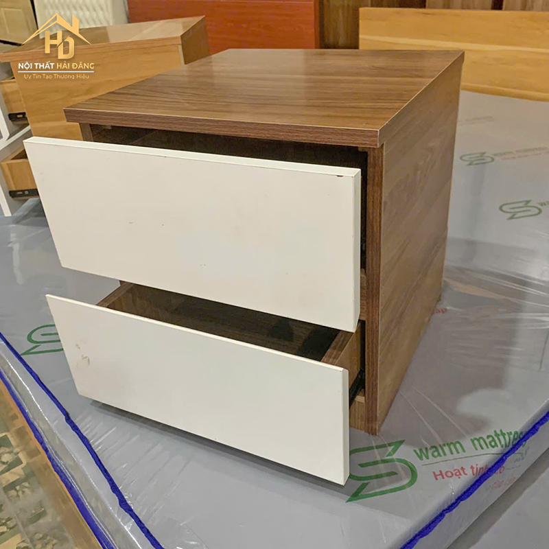 Tab Đầu Giường 2 Ngăn Kéo Gỗ Hiện Đại tab-dau-giuong-vuog-2 Tab Đầu Giường 2 Ngăn Kéo Gỗ Hiện Đại