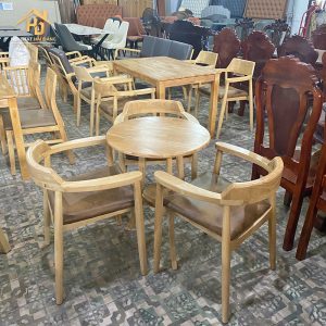 Bộ bàn ghế cafe gỗ mặt tròn