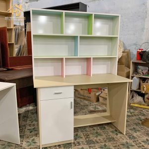 Bàn Học Sinh Kèm Tủ Và Ngăn Kéo Gọn 2 ke sach 1