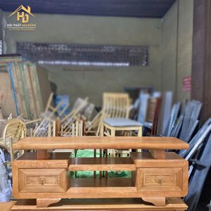 Kệ tivi gỗ tự nhiên 1m8