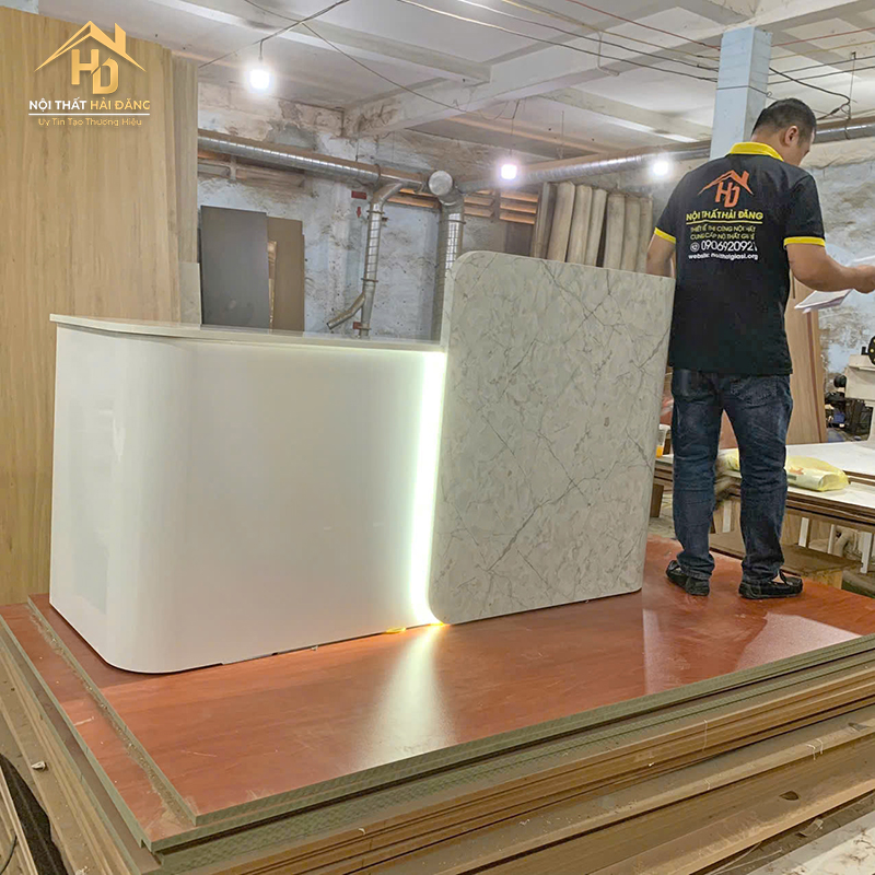 Quầy Lễ Tân Mặt Giả Đá Phối Led Hiện Đại quay-le-tan-45 Quầy Lễ Tân Mặt Giả Đá Phối Led Hiện Đại