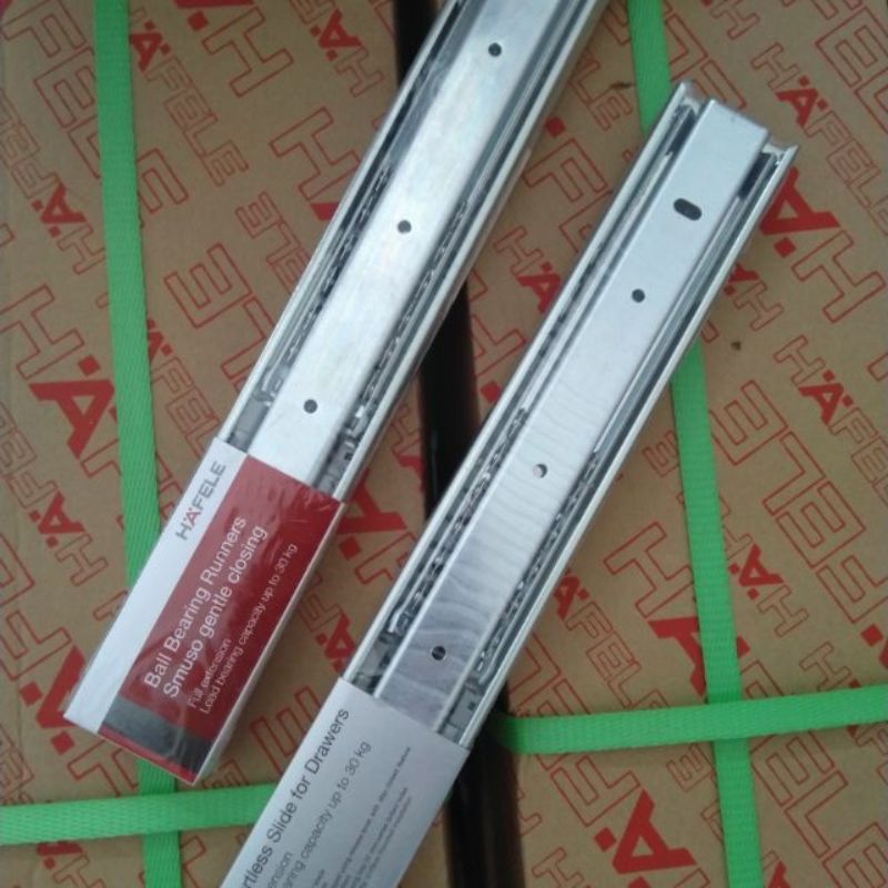 ra-truot-hafele Ray trượt Hafele và ray trượt thường: Nên chọn loại nào?