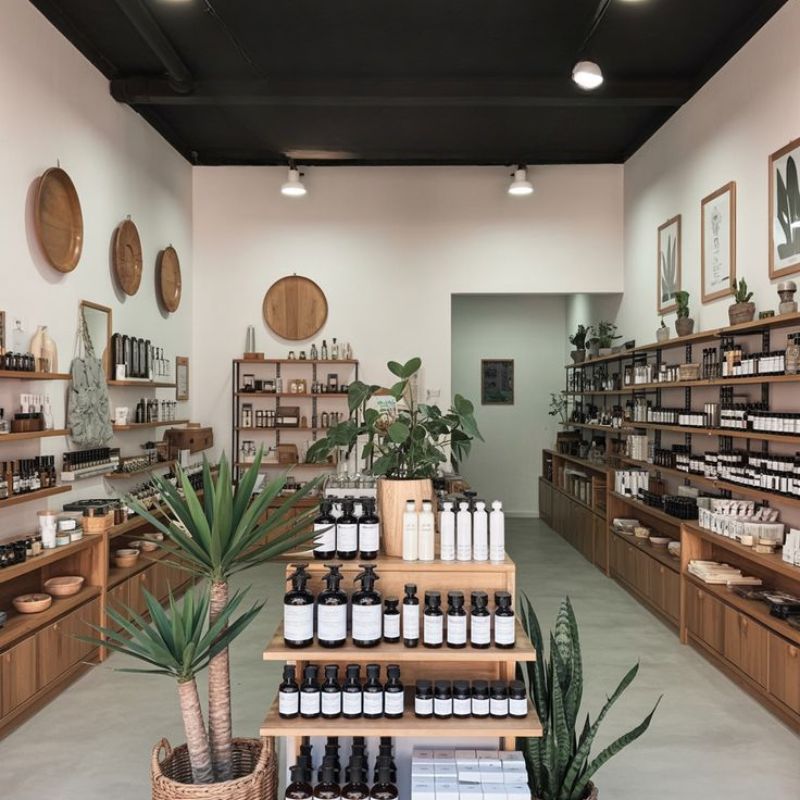 Thiết kế thi công showroom đẹp, hiện đại và thu hút khách showroom-retro Thiết kế thi công showroom đẹp, hiện đại và thu hút khách