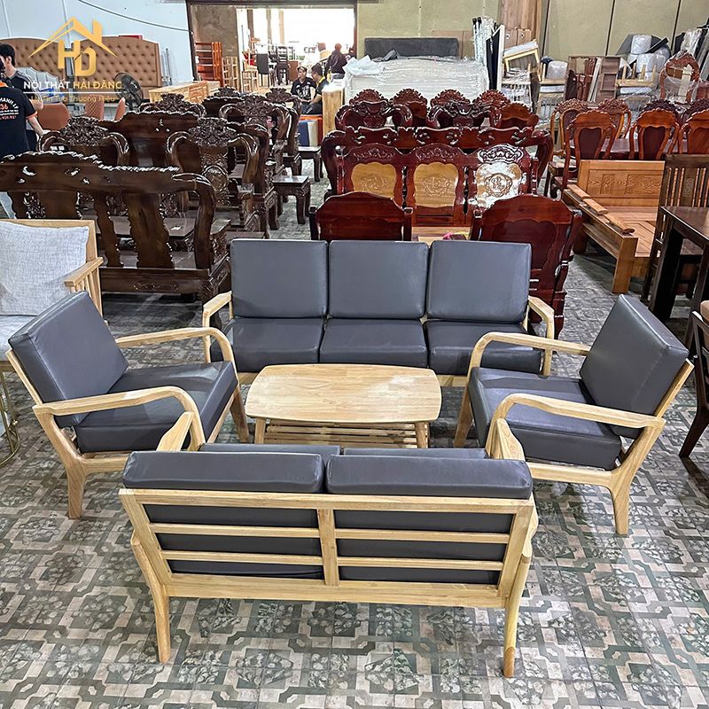 Top 10 Mẫu Sofa Quán Cafe Đẹp, Bền, Trendy 2026 ban-ghe-sofa-cafe-go Top 10 Mẫu Sofa Quán Cafe Đẹp, Bền, Trendy 2026