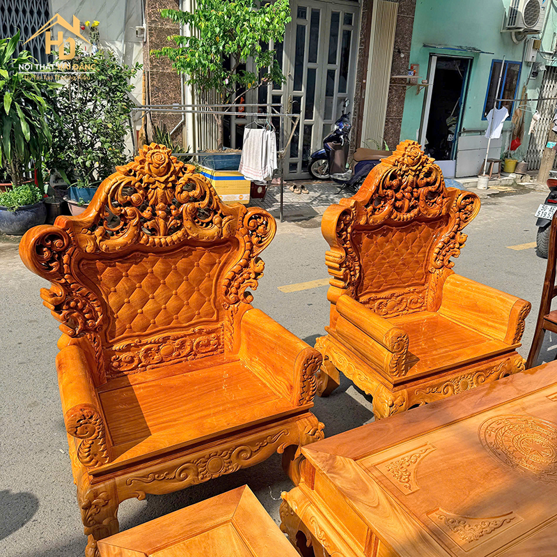 Salon Gỗ Phong Cách Hoàng Gia Tay 10 salon-go-hoang-gia-1 Salon Gỗ Phong Cách Hoàng Gia Tay 10