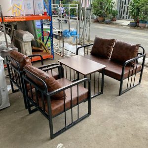 ban ghe cafe nau 1