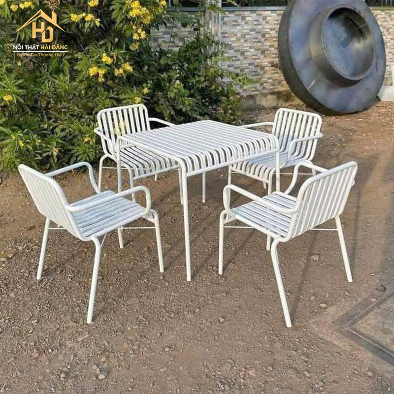 Bộ Bàn Ghế Cafe Sân Vườn Lưng Nan Trắng bo-ban-ghe-cafe-san-vuon Bộ Bàn Ghế Cafe Sân Vườn Lưng Nan Trắng